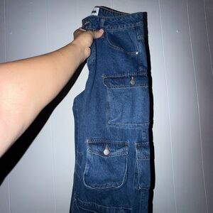 Women Fashion Nova  Blue Cargo Jeans (Size: 9)